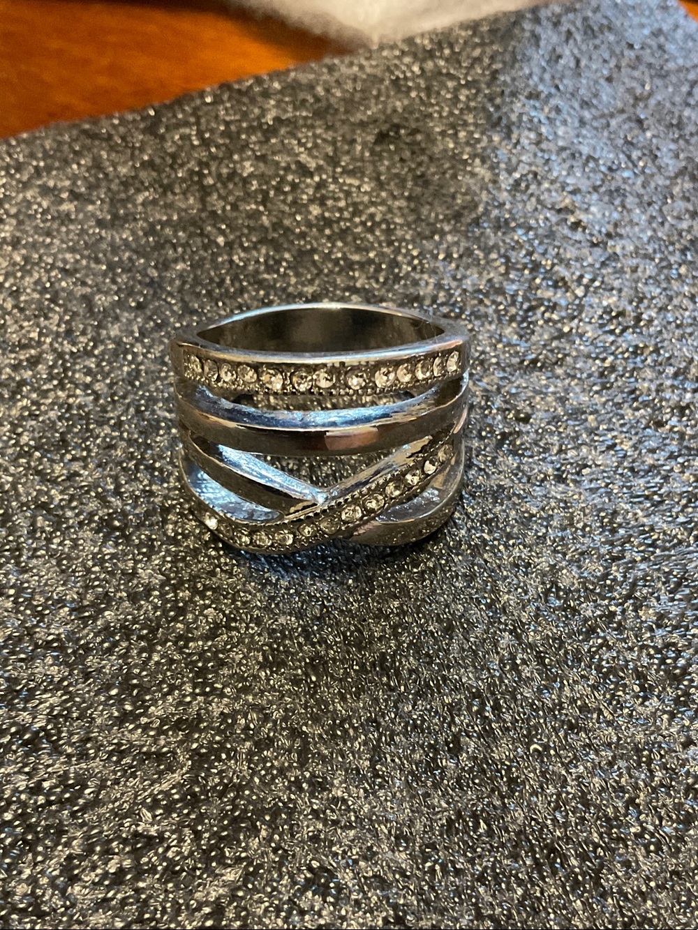 Source Unknown Silver-Tone Crystal Multi-Band Ring